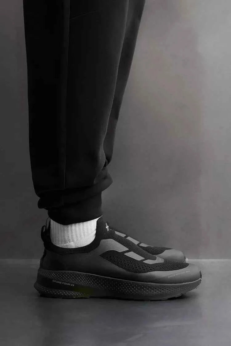 ZARA LACELESS RUNNING TRAINERS