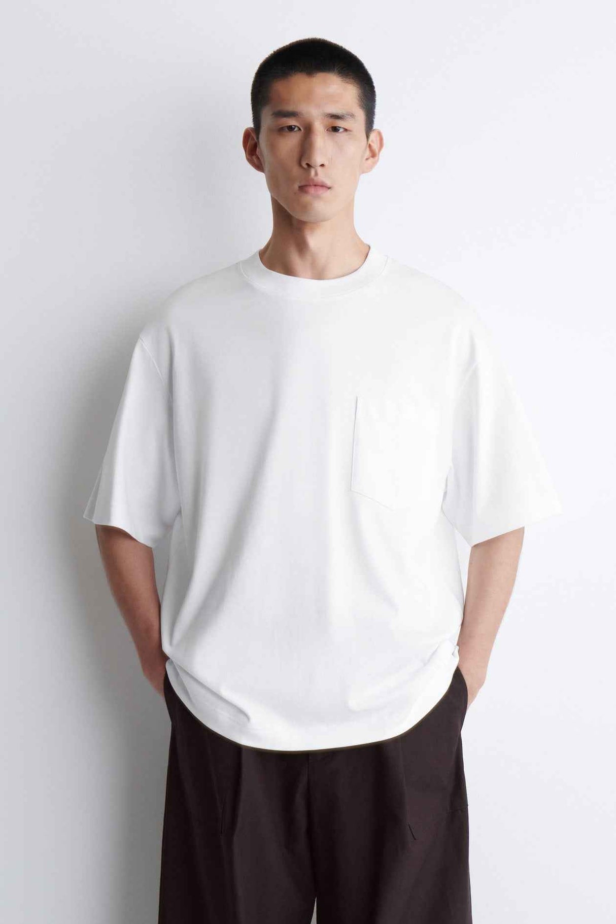 COS OVERSIZED WITH POCKET HEAVYWEIGHT T-shirt