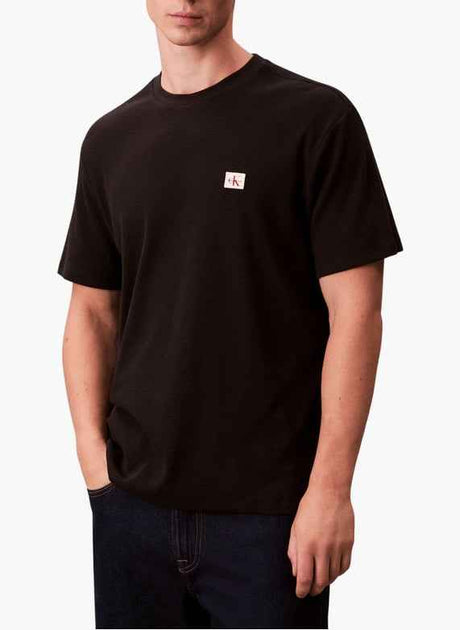CALVIN KLEIN WITH LOGO BADGE T-SHIRT