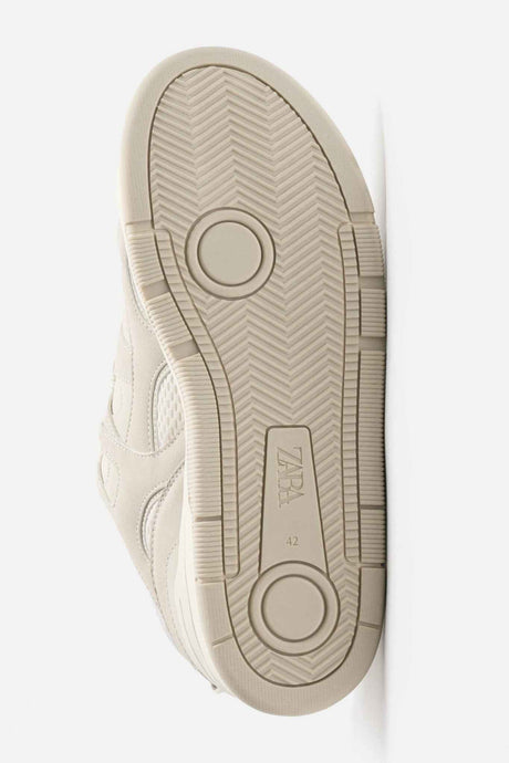 ZARA CHUNKY WITH BIG LACES SNEAKERS