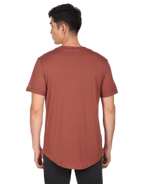 CALVIN KLEIN WITH LOGO BADGE T-SHIRT