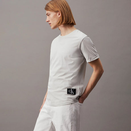 CALVIN KLEIN WITH LOGO BADGE T-SHIRT