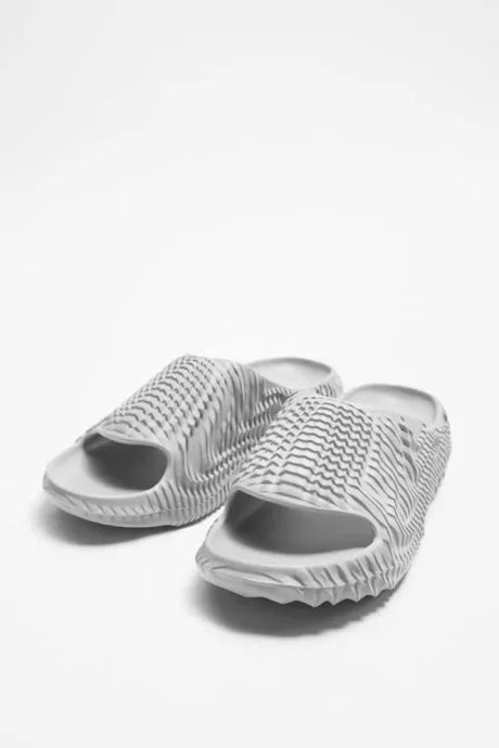 Zara Textured Chunky Monochrome Slide