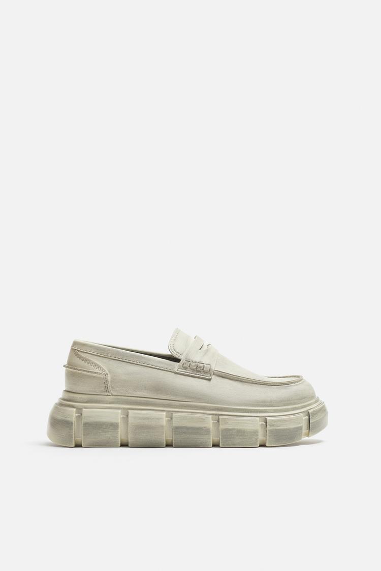 ZARA CHUNKY WORN LOAFERS