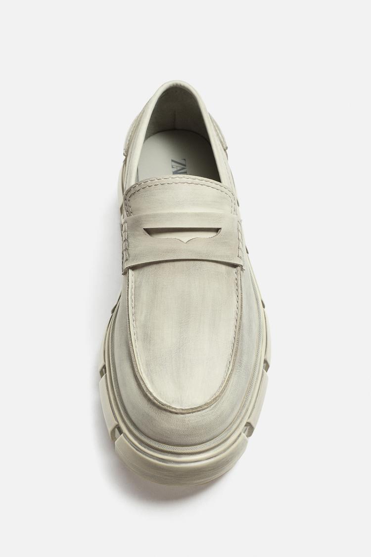 ZARA CHUNKY WORN LOAFERS